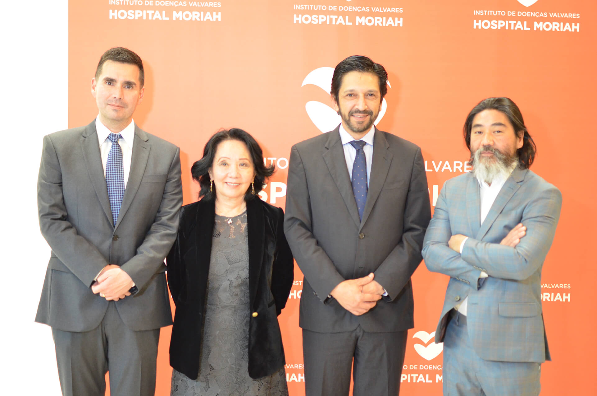 Sr. Guilherme Munhoz (Presidente do Hospital Moriah), Dra. Eunice (Presidente do Grupo Life Saúde), Sr. Ricardo Nunes (Prefeito de São Paulo) e Dr. Alexandre Teruya (CEO do Hospital Moriah)
