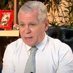 Hipertensão: aprenda a usar o aparelho portátil que afere a pressão