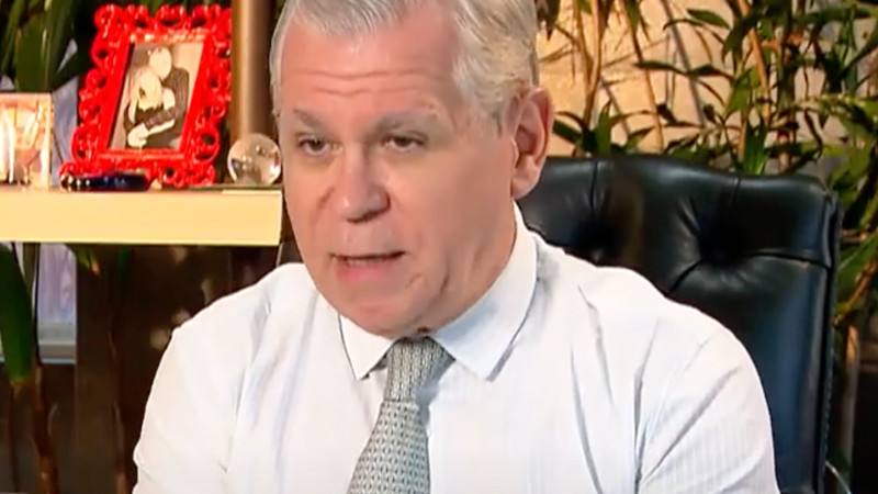 Hipertensão: aprenda a usar o aparelho portátil que afere a pressão