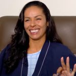 Bicampeã olímpica de vôlei comemora resultados de cirurgia inovadora para desgaste nas articulações